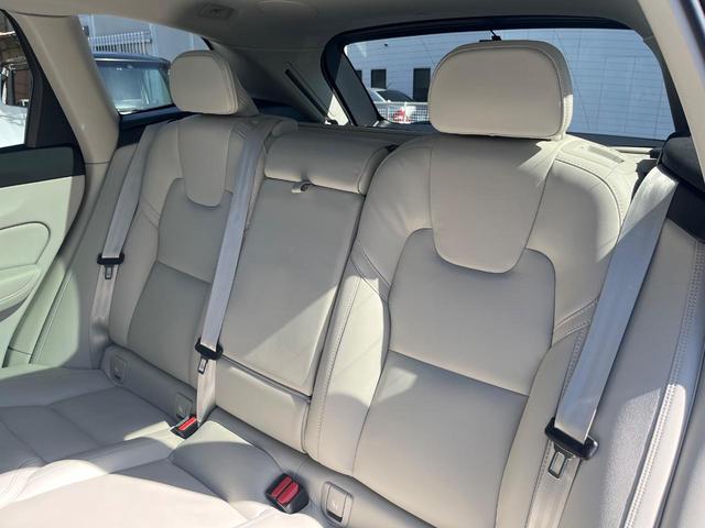 XC60 アルティメット B5 AWD 認定中古車 サンルーフ ナッパレザーシート Googleナビ B&Wプレミアムサウンド シートヒーター ベンチレーション パイロットアシスト マッサージ機能付きシート パワーシート パワーバックドア(64枚目)