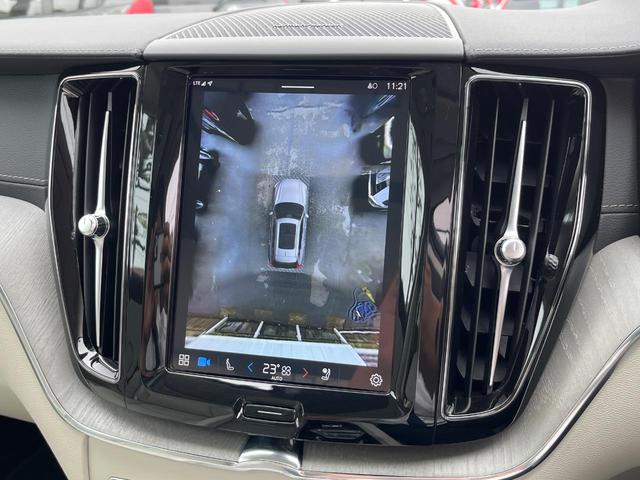 XC60 リチャージアルティメトT6AWDプラグインハイブリド 認定中古車 プラグインハイブリッド パノラマガラスサンルーフ 白革シート harman/kardon 360°ビューカメラ レーダークルーズ 禁煙車 マッサージ機能付シート パイロットアシスト(8枚目)