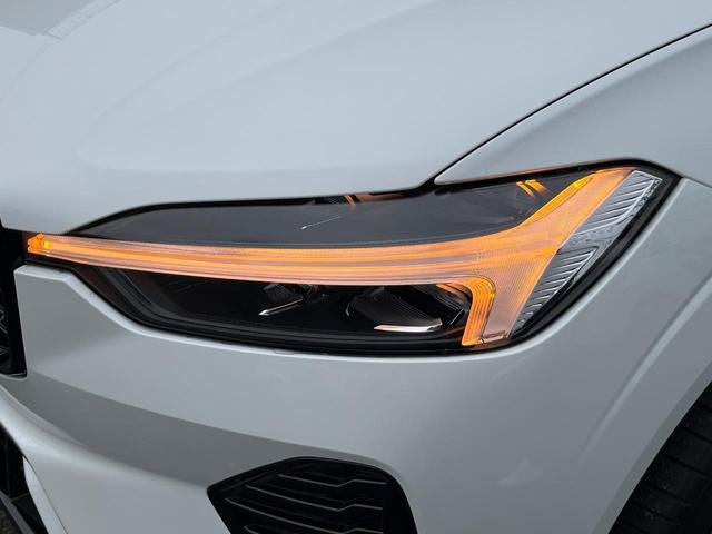 XC60 リチャージアルティメトT6AWDプラグインハイブリド 認定中古車 プラグインハイブリッド パノラマガラスサンルーフ 白革シート harman/kardon 360°ビューカメラ レーダークルーズ 禁煙車 マッサージ機能付シート パイロットアシスト(26枚目)
