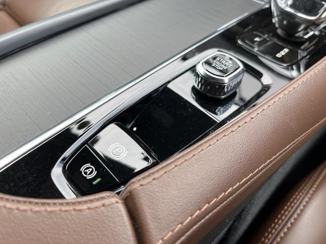 XC90 B6 AWD インスクリプション 認定中古車 harman/kardon 禁煙車 フルセグTV 360°ビューカメラ パイロットアシスト レーダークルーズコントロール 前席ベンチレーション シートヒーター(60枚目)