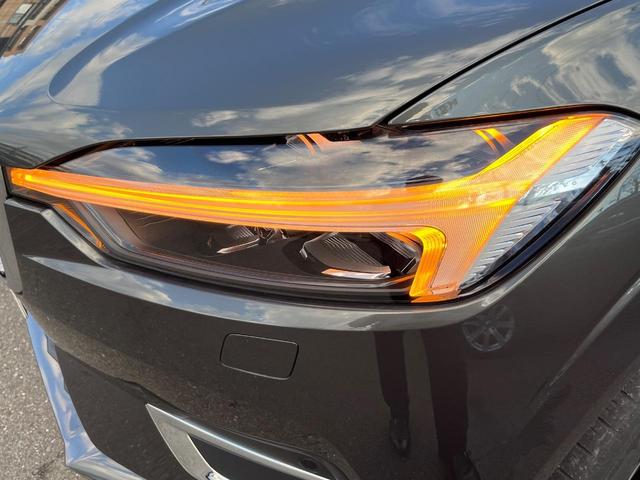 ＸＣ６０ Ｂ５　ＡＷＤ　インスクリプション　認定中古車　ＡＷＤ　サンルーフ　茶革シート　ｈａｒｍａｎ／ｋａｒｄｏｎ　インテリセーフ　衝突被害軽減ブレーキ　３６０°ビューカメラ　パイロットアシスト　レーダークルーズ　禁煙車　　Ｂｌｕｅｔｏｏｔｈ（25枚目）