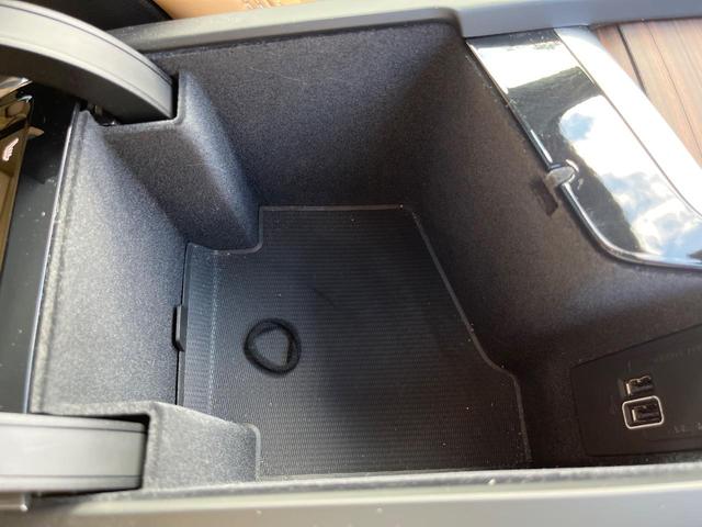 ＸＣ６０ Ｂ５　ＡＷＤ　インスクリプション　認定中古車　ＡＷＤ　サンルーフ　茶革シート　ｈａｒｍａｎ／ｋａｒｄｏｎ　インテリセーフ　衝突被害軽減ブレーキ　３６０°ビューカメラ　パイロットアシスト　レーダークルーズ　禁煙車　　Ｂｌｕｅｔｏｏｔｈ（57枚目）