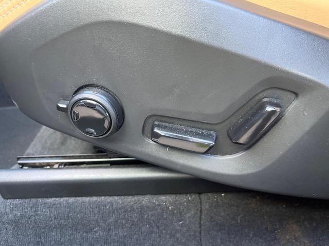 ＸＣ６０ Ｂ５　ＡＷＤ　インスクリプション　認定中古車　ＡＷＤ　サンルーフ　茶革シート　ｈａｒｍａｎ／ｋａｒｄｏｎ　インテリセーフ　衝突被害軽減ブレーキ　３６０°ビューカメラ　パイロットアシスト　レーダークルーズ　禁煙車　　Ｂｌｕｅｔｏｏｔｈ（60枚目）