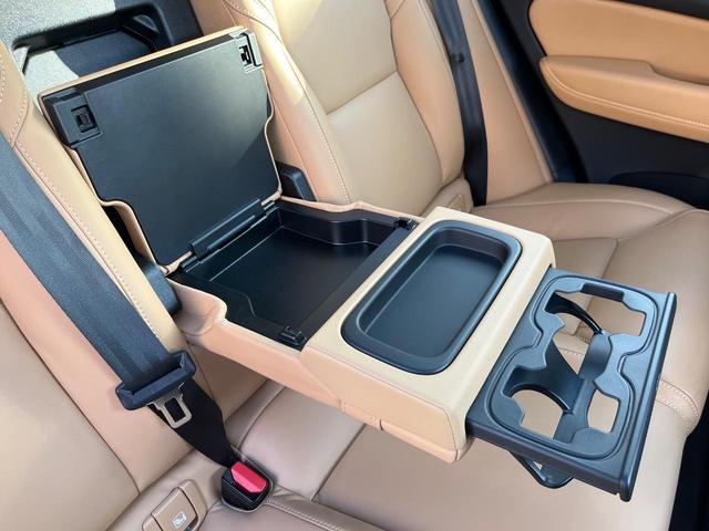 ＸＣ６０ Ｂ５　ＡＷＤ　インスクリプション　認定中古車　ＡＷＤ　サンルーフ　茶革シート　ｈａｒｍａｎ／ｋａｒｄｏｎ　インテリセーフ　衝突被害軽減ブレーキ　３６０°ビューカメラ　パイロットアシスト　レーダークルーズ　禁煙車　　Ｂｌｕｅｔｏｏｔｈ（66枚目）