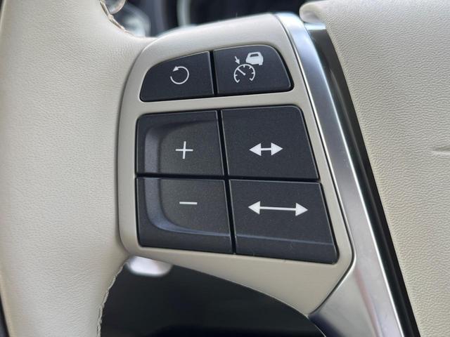 Ｖ４０ Ｄ４　インスクリプション　白革シート　ｈａｒｍａｎ／ｋａｒｄｏｎ　レーダークルーズ　禁煙車　衝突被害軽減ブレーキ　純正９インチナビ　シートヒーター　トールハンマ―ＬＥＤヘッド　メモリー機能付パワーシート　Ｂｌｕｅｔｏｏｔｈ（8枚目）