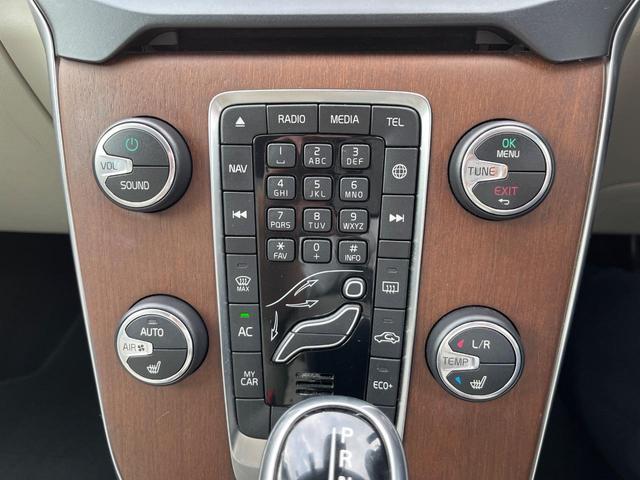 Ｖ４０ Ｄ４　インスクリプション　白革シート　ｈａｒｍａｎ／ｋａｒｄｏｎ　レーダークルーズ　禁煙車　衝突被害軽減ブレーキ　純正９インチナビ　シートヒーター　トールハンマ―ＬＥＤヘッド　メモリー機能付パワーシート　Ｂｌｕｅｔｏｏｔｈ（35枚目）