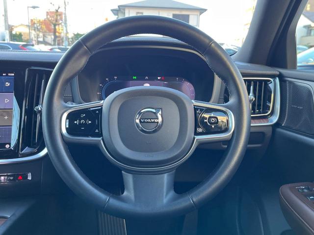 V60 アルティメット B4 認定中古車 ハーマンカードン Goole搭載 360°カメラ ベンチレーション パワーシート パイロットアシスト ヘッドアップディスプレイ オレフォスクリスタルシフトノブ(35枚目)