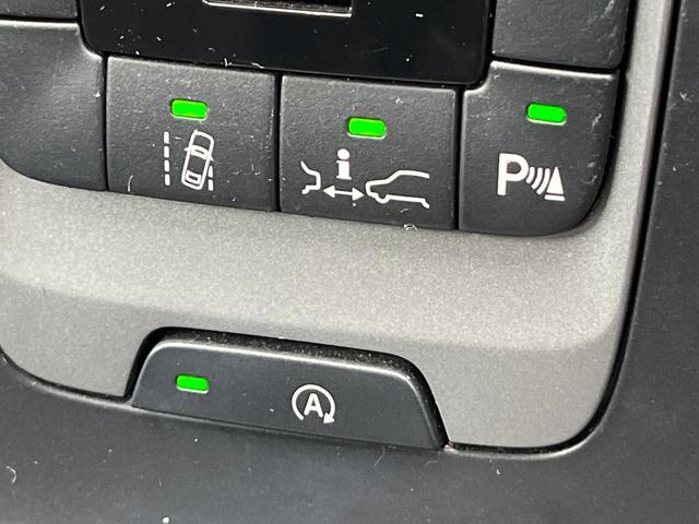 ボルボが世界に誇る安全支援機能「インテリセーフ」！衝突被害軽減ブレーキや全車速対応クルコン、ブラインドスポット（ＢＬＩＳ）など様々な機能により目的地まで安全・快適なドライブをサポートします。