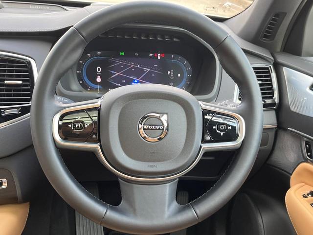ＸＣ９０ ウルトラ　Ｂ５　ＡＷＤ　認定中古車　Ｂ＆Ｗプレミアムサウンド　パノラマガラスサンルーフ　Ｇｏｏｇｌｅナビ　３６０°カメラ　３列シート　ベンチレーション機能　ヘッドアップディスプレイ　パワーシート　メモリーシート（14枚目）