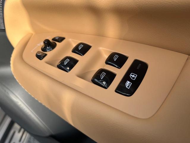 ＸＣ９０ ウルトラ　Ｂ５　ＡＷＤ　認定中古車　Ｂ＆Ｗプレミアムサウンド　パノラマガラスサンルーフ　Ｇｏｏｇｌｅナビ　３６０°カメラ　３列シート　ベンチレーション機能　ヘッドアップディスプレイ　パワーシート　メモリーシート（30枚目）