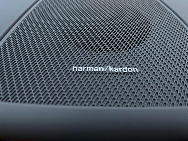 【ｈａｒｍａｎ　ｋａｒｄｏｎ】ハーマンカードンのＨｉ-Ｆｉスペシャリストと共に、モデル別に開発・設計された専用チューニングが臨場感溢れる音響空間を実現しています。