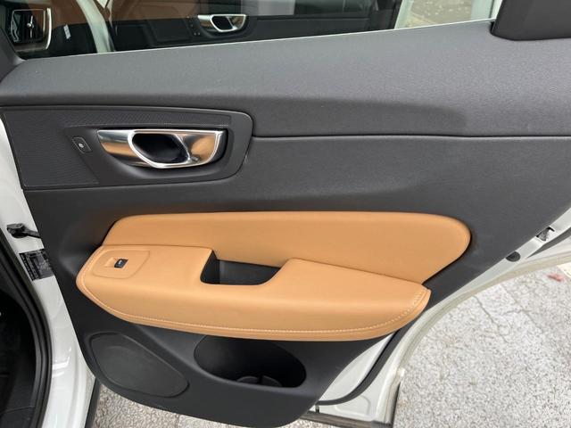 ＸＣ６０ アルティメット　Ｂ５　ＡＷＤ　認定中古車　サンルーフ　ナッパレザーシート　Ｇｏｏｇｌｅナビ　ハーマンプレミアムサウンド　シートヒーター　ベンチレーション　パイロットアシスト　マッサージ機能付きシート　パワーシート　パワーバックドア（47枚目）