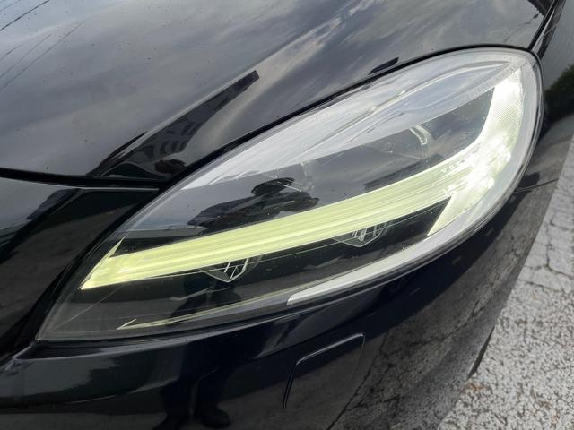 Ｖ４０ Ｔ３　インスクリプション　黒革シート　ｈａｒｍａｎ／ｋａｒｄｏｎ　インテリセーフ　衝突被害軽減ブレーキ　シートヒーター　純正ナビ　バックカメラ　レーダークルーズ　ブラインドスポットモニター　禁煙車　ＬＥＤヘッドライト（32枚目）