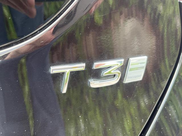 Ｖ４０ Ｔ３　インスクリプション　黒革シート　ｈａｒｍａｎ／ｋａｒｄｏｎ　インテリセーフ　衝突被害軽減ブレーキ　シートヒーター　純正ナビ　バックカメラ　レーダークルーズ　ブラインドスポットモニター　禁煙車　ＬＥＤヘッドライト（34枚目）