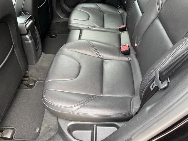 Ｖ４０ Ｔ３　インスクリプション　黒革シート　ｈａｒｍａｎ／ｋａｒｄｏｎ　インテリセーフ　衝突被害軽減ブレーキ　シートヒーター　純正ナビ　バックカメラ　レーダークルーズ　ブラインドスポットモニター　禁煙車　ＬＥＤヘッドライト（38枚目）