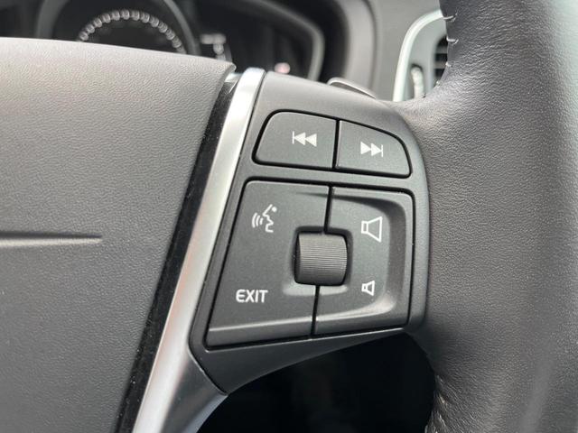 Ｖ４０ Ｔ３　インスクリプション　黒革シート　ｈａｒｍａｎ／ｋａｒｄｏｎ　インテリセーフ　衝突被害軽減ブレーキ　シートヒーター　純正ナビ　バックカメラ　レーダークルーズ　ブラインドスポットモニター　禁煙車　ＬＥＤヘッドライト（48枚目）