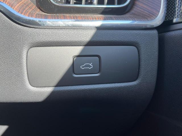 ＸＣ６０ アルティメット　Ｂ５　ＡＷＤ　認定中古車　サンルーフ　ナッパレザーシート　Ｇｏｏｇｌｅナビ　ハーマンプレミアムサウンド　シートヒーター　ベンチレーション　パイロットアシスト　マッサージ機能付きシート　パワーシート　パワーバックドア（31枚目）