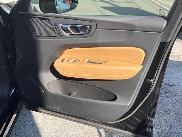 ＸＣ６０ アルティメット　Ｂ５　ＡＷＤ　認定中古車　サンルーフ　ナッパレザーシート　Ｇｏｏｇｌｅナビ　ハーマンプレミアムサウンド　シートヒーター　ベンチレーション　パイロットアシスト　マッサージ機能付きシート　パワーシート　パワーバックドア（40枚目）