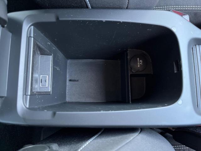 V40 D4 モメンタム 純正HDDナビ バックカメラ フロントシートヒーター 禁煙車 アダプティブクルーズコントロール メモリーシート 純正17インチアルミホイール Bluetooth LEDヘッドライト BLIS ETC(38枚目)