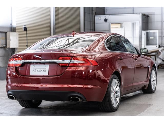 XF 2.0プレミアムラグジュアリー(3枚目)