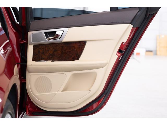 XF 2.0プレミアムラグジュアリー(61枚目)