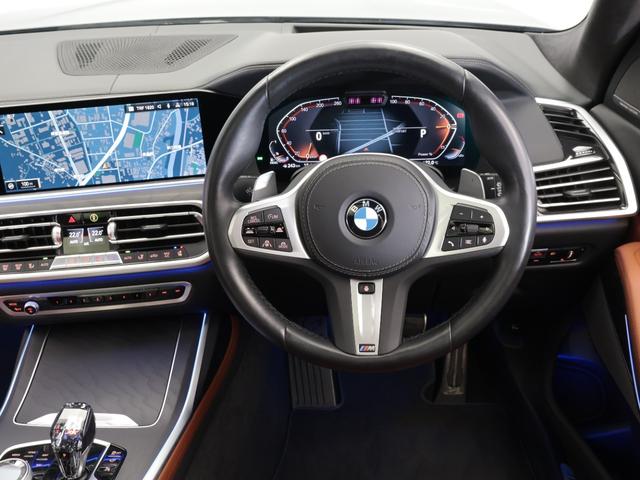 Ｘ７ ｘＤｒｉｖｅ　４０ｄ　Ｍスポーツ　認定中古車　２年保証　２２インチＡＷ　ブラウンレザー　パノラマサンルーフ　リヤモニター　アクティブクルーズコントロール　Ｈａｒｍａｎ／Ｋａｒｄｏｎ　全周囲カメラ　レーザーライト　衝突軽減　車線逸脱（11枚目）