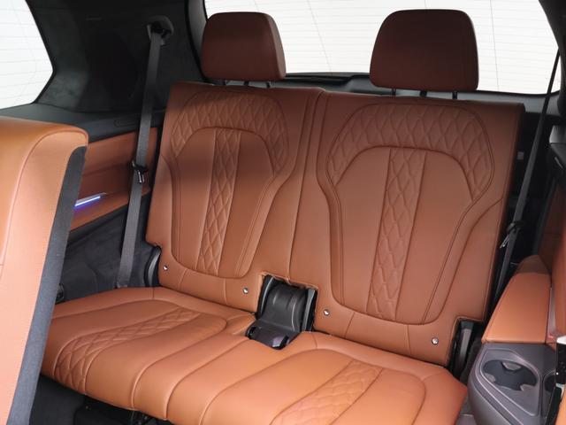 Ｘ７ ｘＤｒｉｖｅ　４０ｄ　Ｍスポーツ　認定中古車　２年保証　２２インチＡＷ　ブラウンレザー　パノラマサンルーフ　リヤモニター　アクティブクルーズコントロール　Ｈａｒｍａｎ／Ｋａｒｄｏｎ　全周囲カメラ　レーザーライト　衝突軽減　車線逸脱（16枚目）