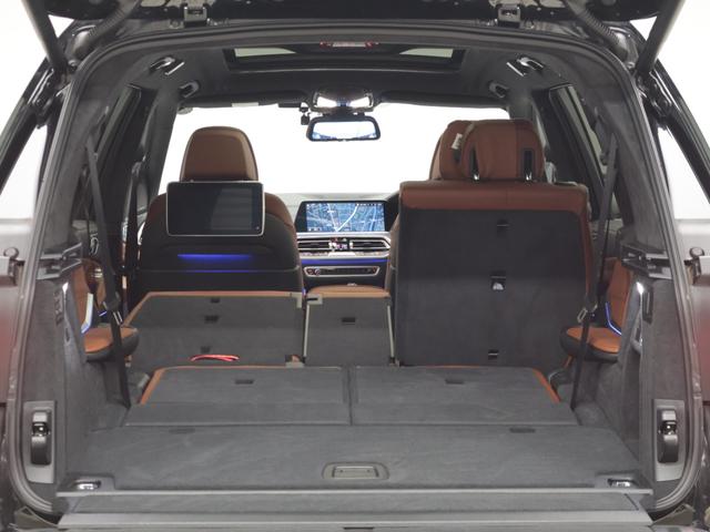 Ｘ７ ｘＤｒｉｖｅ　４０ｄ　Ｍスポーツ　認定中古車　２年保証　２２インチＡＷ　ブラウンレザー　パノラマサンルーフ　リヤモニター　アクティブクルーズコントロール　Ｈａｒｍａｎ／Ｋａｒｄｏｎ　全周囲カメラ　レーザーライト　衝突軽減　車線逸脱（19枚目）