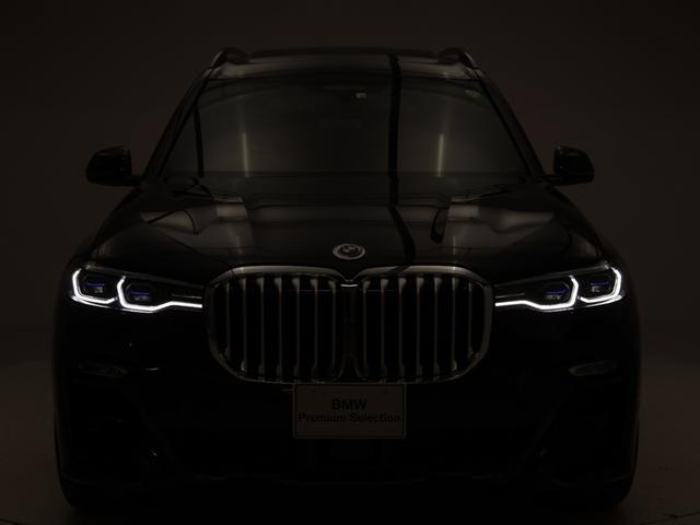 Ｘ７ ｘＤｒｉｖｅ　４０ｄ　Ｍスポーツ　認定中古車　２年保証　２２インチＡＷ　ブラウンレザー　パノラマサンルーフ　リヤモニター　アクティブクルーズコントロール　Ｈａｒｍａｎ／Ｋａｒｄｏｎ　全周囲カメラ　レーザーライト　衝突軽減　車線逸脱（27枚目）