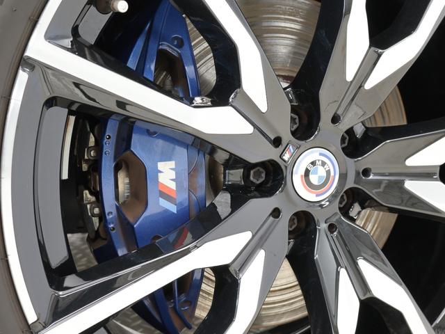Ｘ７ ｘＤｒｉｖｅ　４０ｄ　Ｍスポーツ　認定中古車　２年保証　２２インチＡＷ　ブラウンレザー　パノラマサンルーフ　リヤモニター　アクティブクルーズコントロール　Ｈａｒｍａｎ／Ｋａｒｄｏｎ　全周囲カメラ　レーザーライト　衝突軽減　車線逸脱（38枚目）