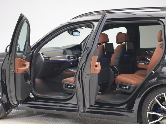 Ｘ７ ｘＤｒｉｖｅ　４０ｄ　Ｍスポーツ　認定中古車　２年保証　２２インチＡＷ　ブラウンレザー　パノラマサンルーフ　リヤモニター　アクティブクルーズコントロール　Ｈａｒｍａｎ／Ｋａｒｄｏｎ　全周囲カメラ　レーザーライト　衝突軽減　車線逸脱（46枚目）