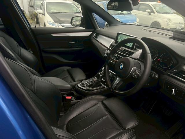 ２シリーズ ２２５ｘｅアクティブツアラー　Ｍスポーツ　記録簿黒革シートＢカメラＡＣＣパワーシートヒータースペアキーパワートランクヘッドアップディスプレイ（19枚目）
