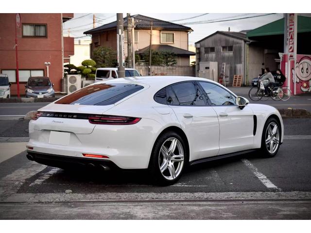 パナメーラ ベースグレード　ドライブレコーダー　Ｂｌｕｅｔｏｏｔｈ接続　バックカメラ　革シート　シートヒーター　修復歴なし　ＥＴＣ　１９インチアルミ　法廷整備付き　アダティブクルーズコントロール（4枚目）