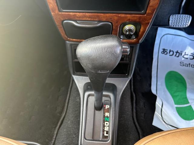 ミラジーノ ジーノターボ　社外１４インチアルミホイール前後６Ｊ　タナベ車高調　後期モデル　キーレス　タイベル交換済み　ＥＴＣ　フロアマット　同色保修塗装済み　記録簿（56枚目）