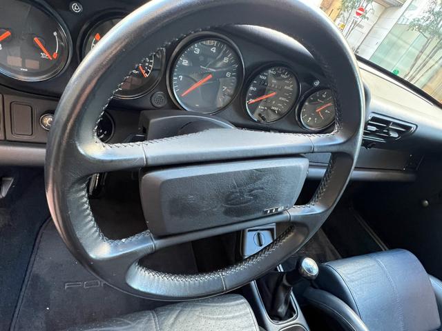 �����d�b�ԍ��F�O�O�U�U�|�X�V�O�O�|�U�X�S�O