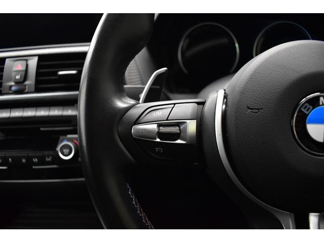 Ｍ２ エディションブラックシャドウ　後期限定車　ＬＥＤヘッドライト　ヒーター付黒革　Ｍパフォ１９ＡＷ　Ｍシートベルト　車線逸脱＆歩行者警告　カーボンインテリア　タッチパネルナビＢカメ　フルセグ　ドラパフォ　スマートキー　２年保証（22枚目）