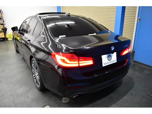 5シリーズ 530e Mスポーツアイパフォーマンス PHEV サンR 1オナ ハイラインP 全席ヒーター黒革 LEDヘッド ACC LCW 液晶メーター Mスポーツブレーキ 19AW タッチパネルナビフルセグ全周囲カメ Pアシスト 電動トランク2年保証(61枚目)