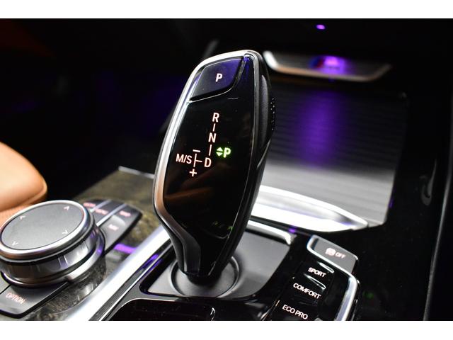 Ｘ３ Ｍ４０ｄ　セレクト＆ハイラインＰ　パノラマサンル－フ　全席ヒ－タ－付茶革　ハ－マンカ－ドン　ＬＥＤヘッドライト　追従ＡＣＣ　ＨＵＤ　ＬＣＷ　２１ＡＷ　タッチパネルナビ全周囲カメ　電動Ｒゲート　２年保証（28枚目）