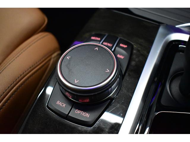 Ｘ３ Ｍ４０ｄ　セレクト＆ハイラインＰ　パノラマサンル－フ　全席ヒ－タ－付茶革　ハ－マンカ－ドン　ＬＥＤヘッドライト　追従ＡＣＣ　ＨＵＤ　ＬＣＷ　２１ＡＷ　タッチパネルナビ全周囲カメ　電動Ｒゲート　２年保証（29枚目）