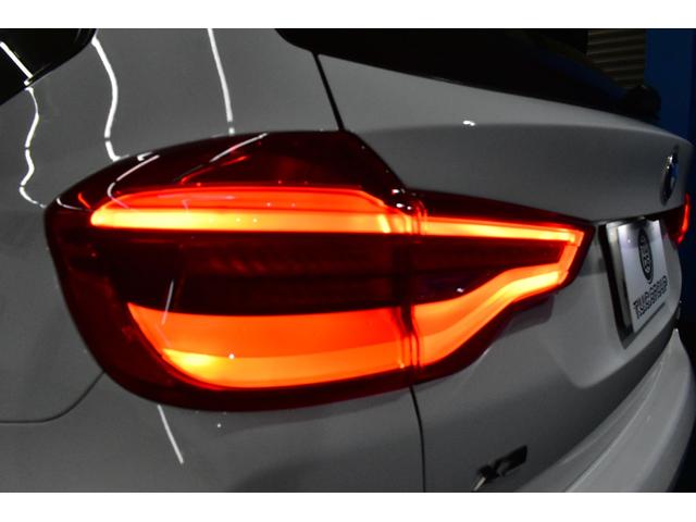 Ｘ３ Ｍ４０ｄ　セレクト＆ハイラインＰ　パノラマサンル－フ　全席ヒ－タ－付茶革　ハ－マンカ－ドン　ＬＥＤヘッドライト　追従ＡＣＣ　ＨＵＤ　ＬＣＷ　２１ＡＷ　タッチパネルナビ全周囲カメ　電動Ｒゲート　２年保証（65枚目）