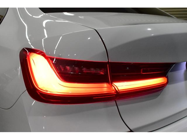 3シリーズ 320i Mスポーツ 1オ-ナ- ハイライン&コンフォ-トP ヒ-タ-付黒革 LEDヘッドライト 追従ACC 19AW LCW タッチパネルナビ全周囲カメラ 電動トランク アップルカ-プレイ スマートキー 2年保証(60枚目)