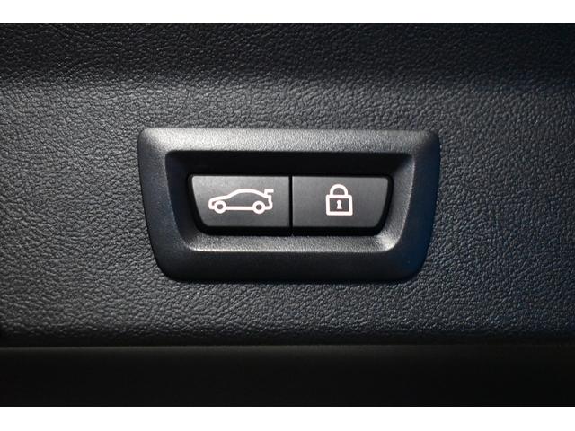 Ｘ３ ｘＤｒｉｖｅ　２０ｄ　Ｍスポーツ　ＬＣＩ後期　セレクトＰ　パノラマサンＲ　ライブコックピット　ＬＥＤヘッドライト　追従ＡＣＣ　全席ヒ－タ－付茶革　ＬＣＷ　ハ－マンカ－ドン　ジェスチャ－Ｃ付タッチパネルナビ　フルセグ　１９ＡＷ　２年保証（17枚目）
