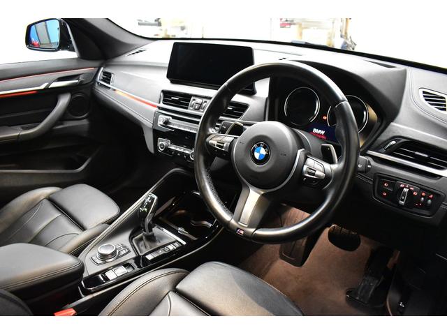 Ｘ１ ｘＤｒｉｖｅ　１８ｄ　Ｍスポーツエディションジョイ＋　ＬＣＩ後期　追従ＡＣＣ　ＨＵＤ　ハイライン＆コンフォ―トＰ　ヒーター付電動黒革　ＬＥＤヘッドライト　電動Ｒゲート　タッチパネルナビＢカメラ　前後ＰＤＣ　衝突軽減Ｂ　１８ＡＷ　ウッドインテリア　２年保証（35枚目）
