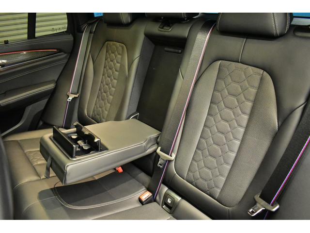 Ｘ３ Ｍ コンペティション　５１０馬力　パノラマサンＲ　全席ヒ－タ－Ｆベンチレ－ション付黒革Ｍスポ－ツシ－ト　Ｍシートベルト　２１ＡＷ　Ｍスポ－ツエグゾ－スト　タッチパネルナビハ－マンカ－ドン　ＡＣＣ　ＨＵＤ　ＬＥＤ　２年保証（54枚目）