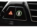 ドライビングアシスト機能付き!安全装備の車線逸脱警告や衝突被害軽減ブレーキ歩行者検知警告機能も備える一台で御座います!
