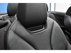 純正オプション！エア・カラー装備！運転席＆助手席のヘッドレスト下部の吹き出し口より首や肩に温風を送り、心地よい暖かさを保ちます。　温度設定は３段階に調節可能な便利な機能です！ 7