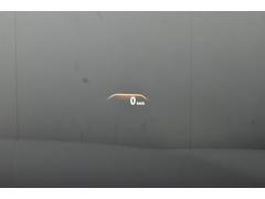 �إåɥ��åץǥ����ץ쥤����ܤ��Ƥ���ޤ����ե���ȥ�����ɥ���ꡢ�����ݥ���Ȥ򤺤餹���ʤ���®�٤䡢�ٹ���ǧ�����򤷤���ǽ�Ǹ�¤��ޤ��� 6