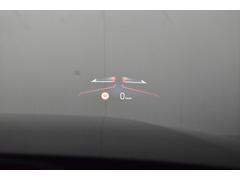 �إåɥ��åץǥ����ץ쥤����ܤ��Ƥ���ޤ����ե���ȥ�����ɥ���ꡢ�����ݥ���Ȥ򤺤餹���ʤ���®�٤䡢�ٹ���ǧ�����򤷤���ǽ�Ǹ�¤��ޤ��� 6