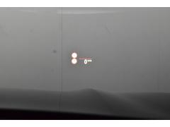 �إåɥ��åץǥ����ץ쥤����ܤ��Ƥ���ޤ����ե���ȥ�����ɥ���ꡢ�����ݥ���Ȥ򤺤餹���ʤ���®�٤䡢�ٹ���ǧ�����򤷤���ǽ�Ǹ�¤��ޤ��� 7