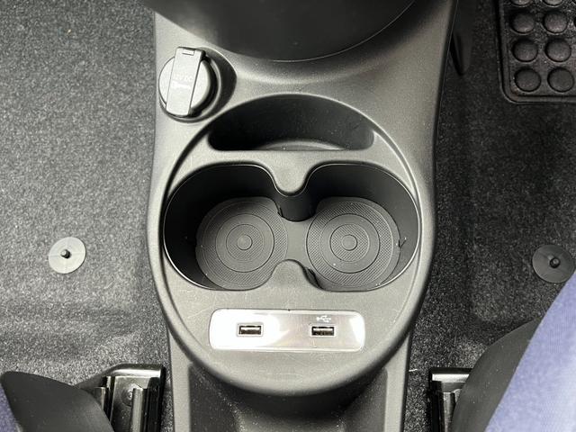 ５００ ツインエア　カルト　弊社元代車　新車保証継承　ツインエアエンジン　７インチＵｃｏｎｎｅｃｔ（ＣＰ／ＡＡ対応）　クルーズコントロール（18枚目）